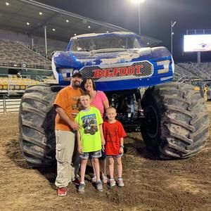 Meet your Posher, Benjamin